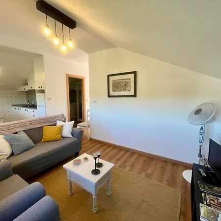 Casa En San Pantaleon Paderne (A Coruna)
